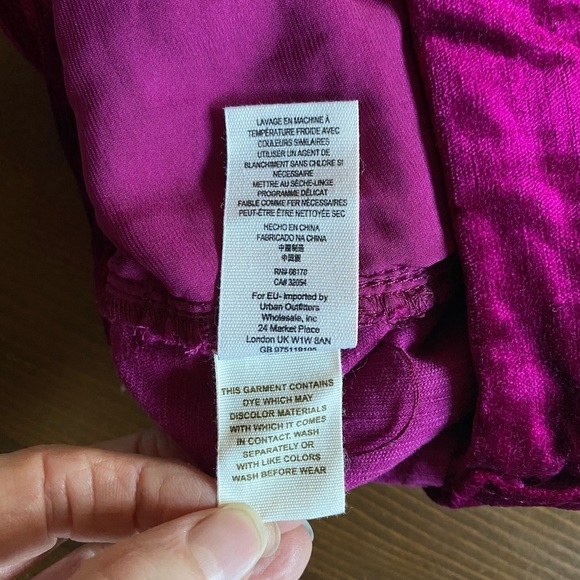 Free People Bright Magenta Cotton Blend Velvet Crop Flare Boho Pants Size 25 - Picture 11 of 14